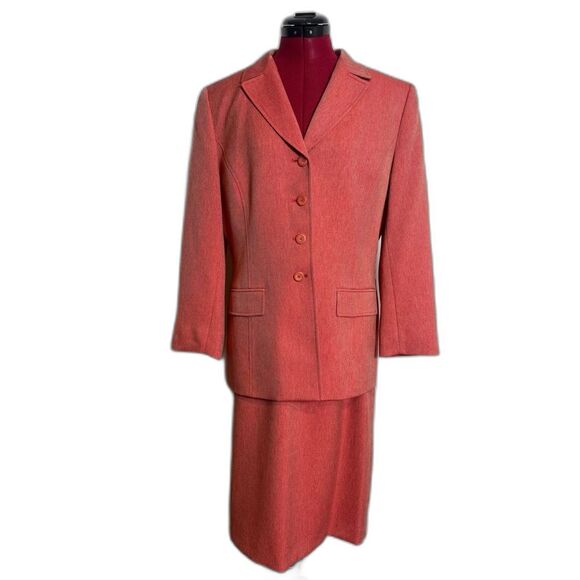 Le Suit Skirt Suit Woman's Size 12 Coral 2-Piece Set Blazer & Skirt